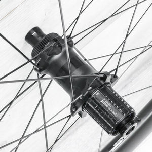 Bontrager Aeolus Pro 3 TLR Carbon Disc Wheelset – 700c, Tubeless, Center Lock, HG 11-Speed