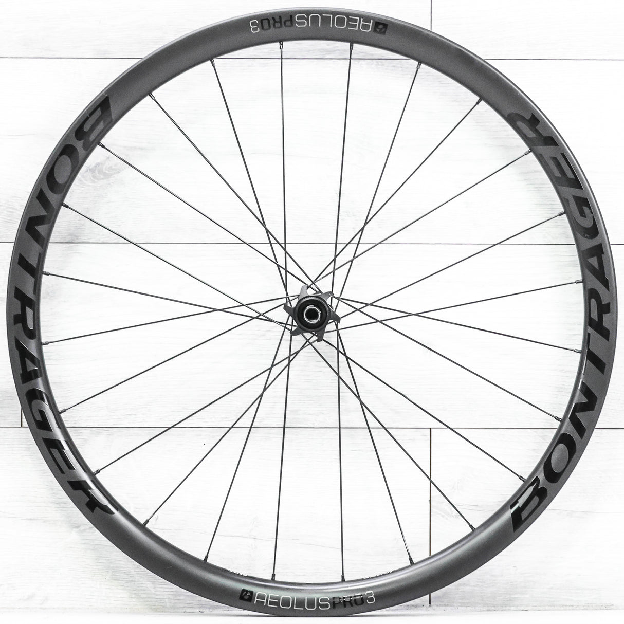 Bontrager Aeolus Pro 3 TLR Carbon Disc Wheelset – 700c, Tubeless, Center Lock, HG 11-Speed