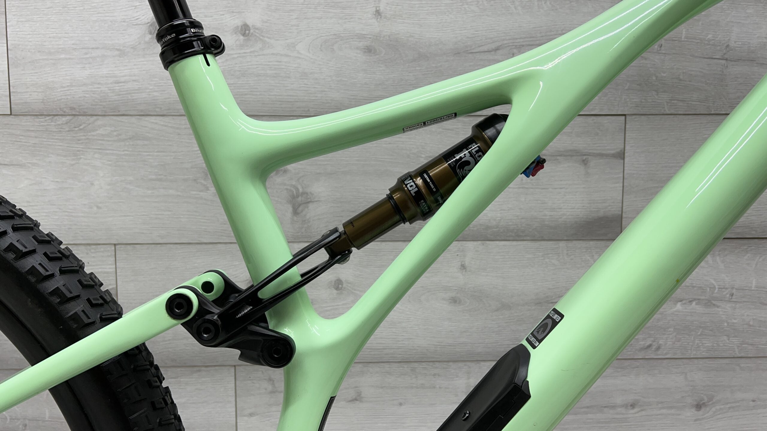 2022 Specialized Stumpjumper Pro Mountain Bike - S6 (XXL