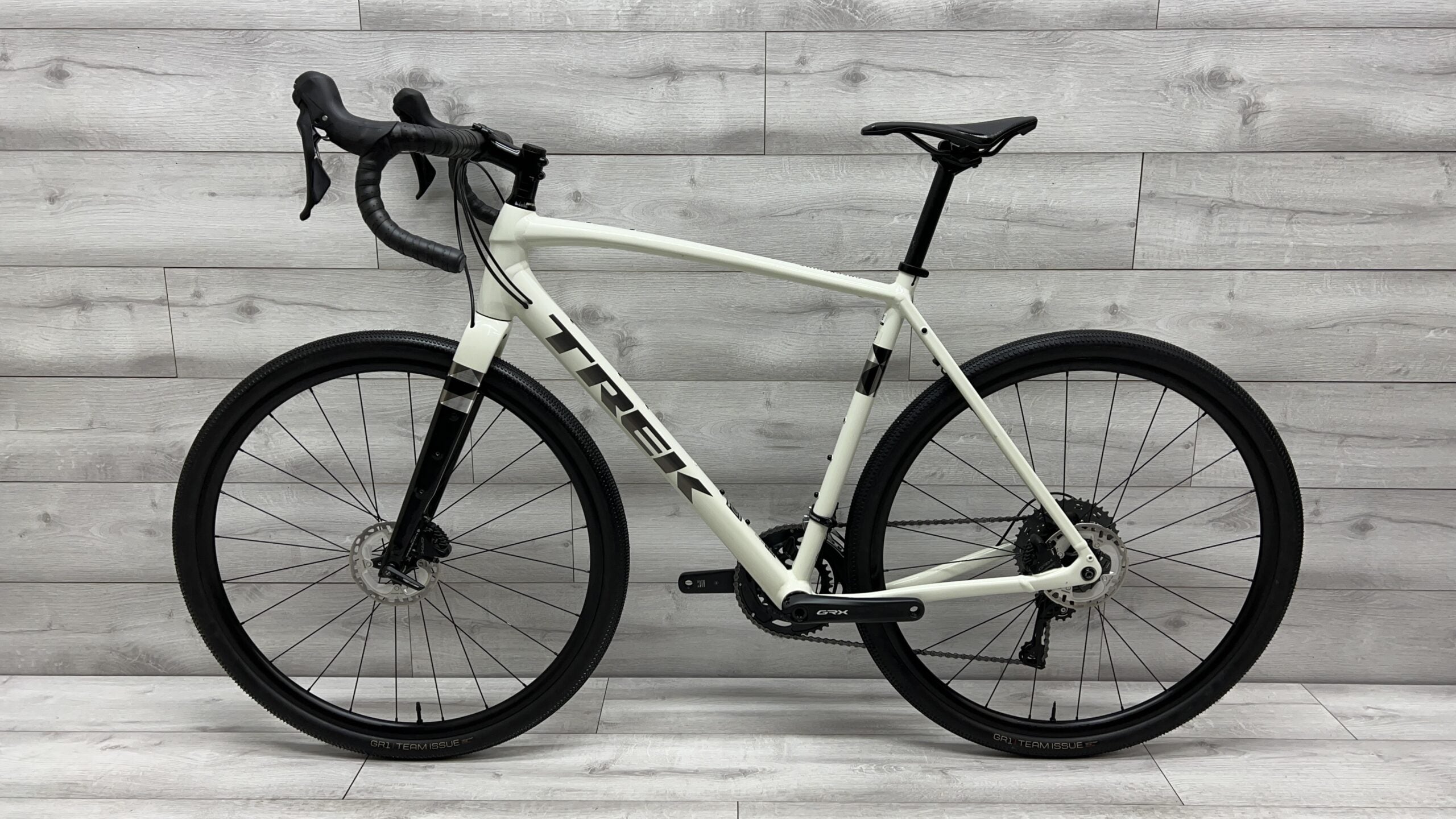 2022 Trek Checkpoint ALR 5 Gravel Bike