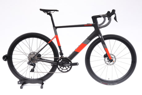 2021 Cannondale SuperSix EVO Neo 1