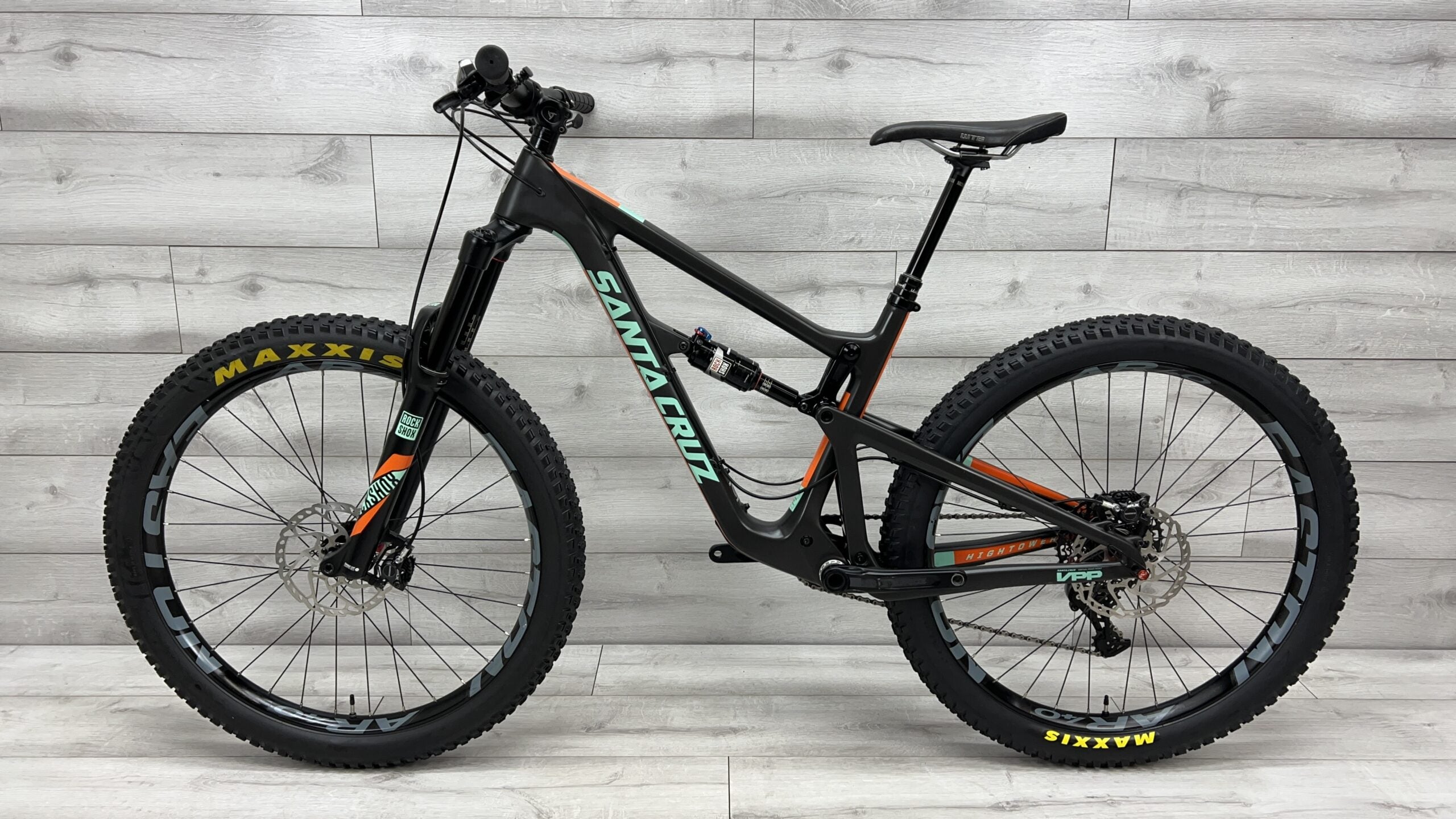 2017 Santa Cruz Hightower C S+ Mountain Bike Medium