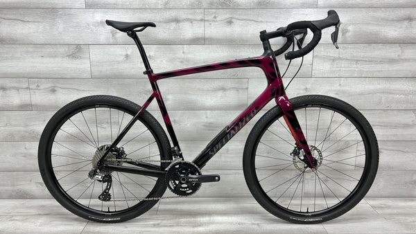 2021 Specialized Diverge Expert Carbon Gravel Bike - 64cm 2021 Specialized Diverge Expert Carbon Gravel Bike - 64cm