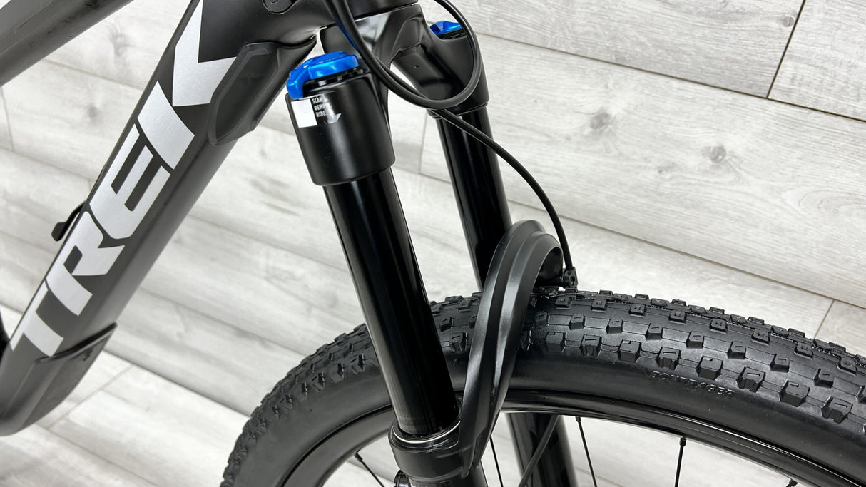 2022 Trek Fuel EX 9.8 GX  Mountain Bike - Medium