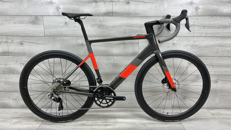 2021 Cannondale SuperSix EVO Neo 1