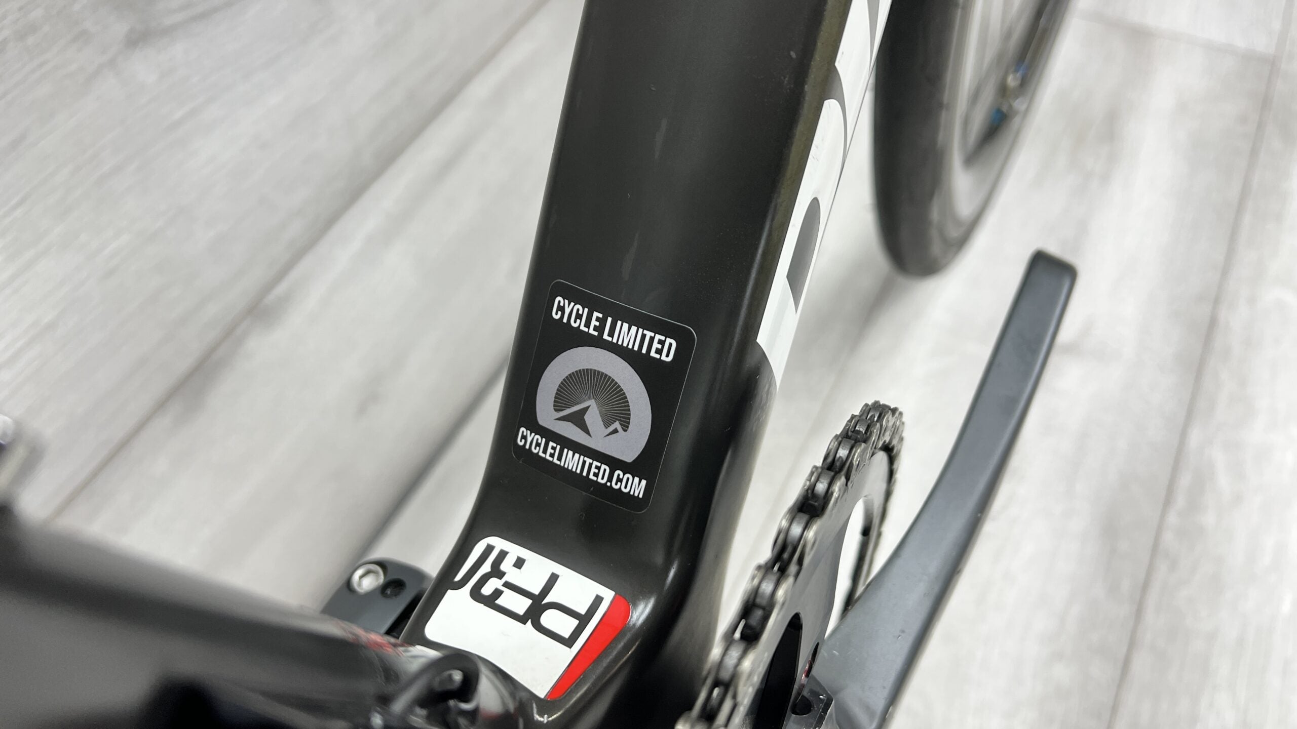 Vélo hybride DIAMONDBACK 19" aluminium Vélo hybride DIAMONDBACK 19" aluminium