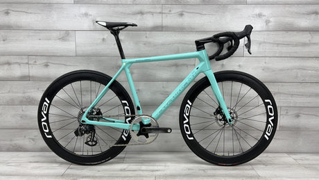 2022 Bianchi Specialissima