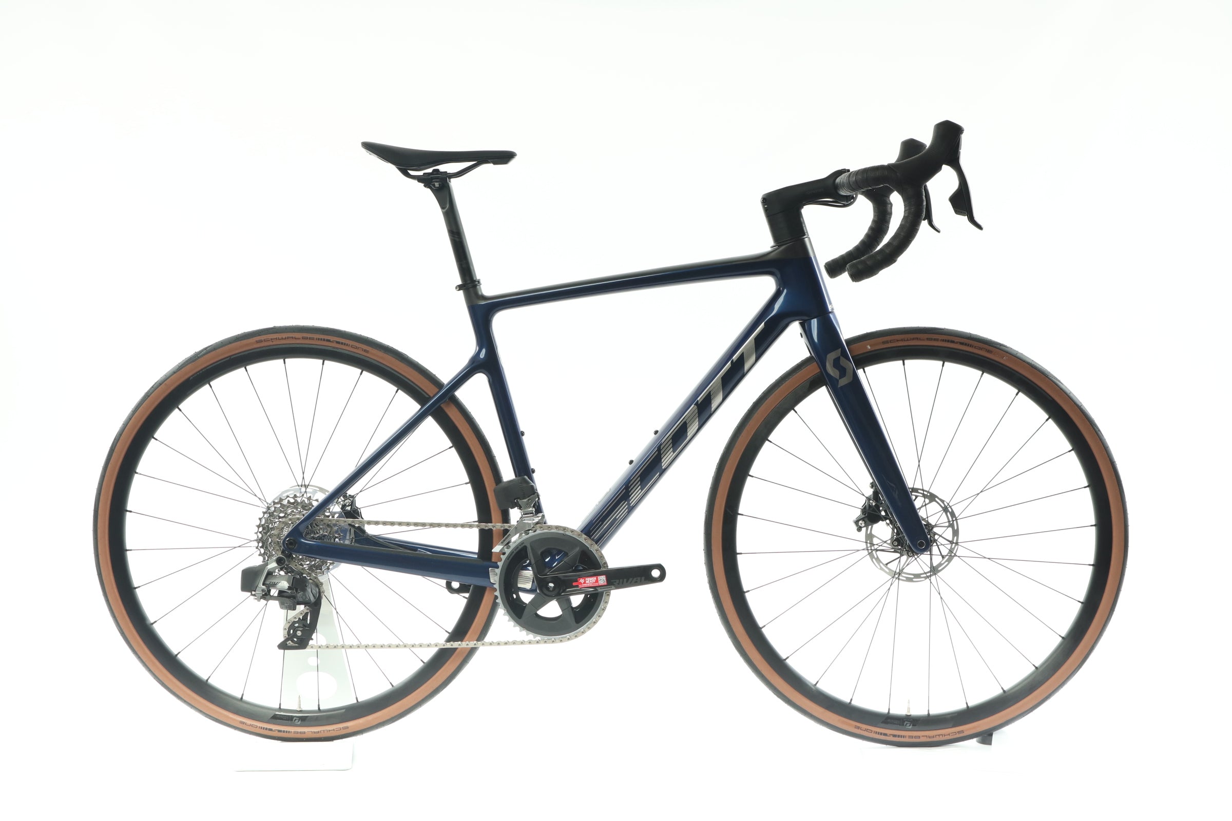 scott addict gravel bike 2022 2022 Scott Addict 10 Road Bike