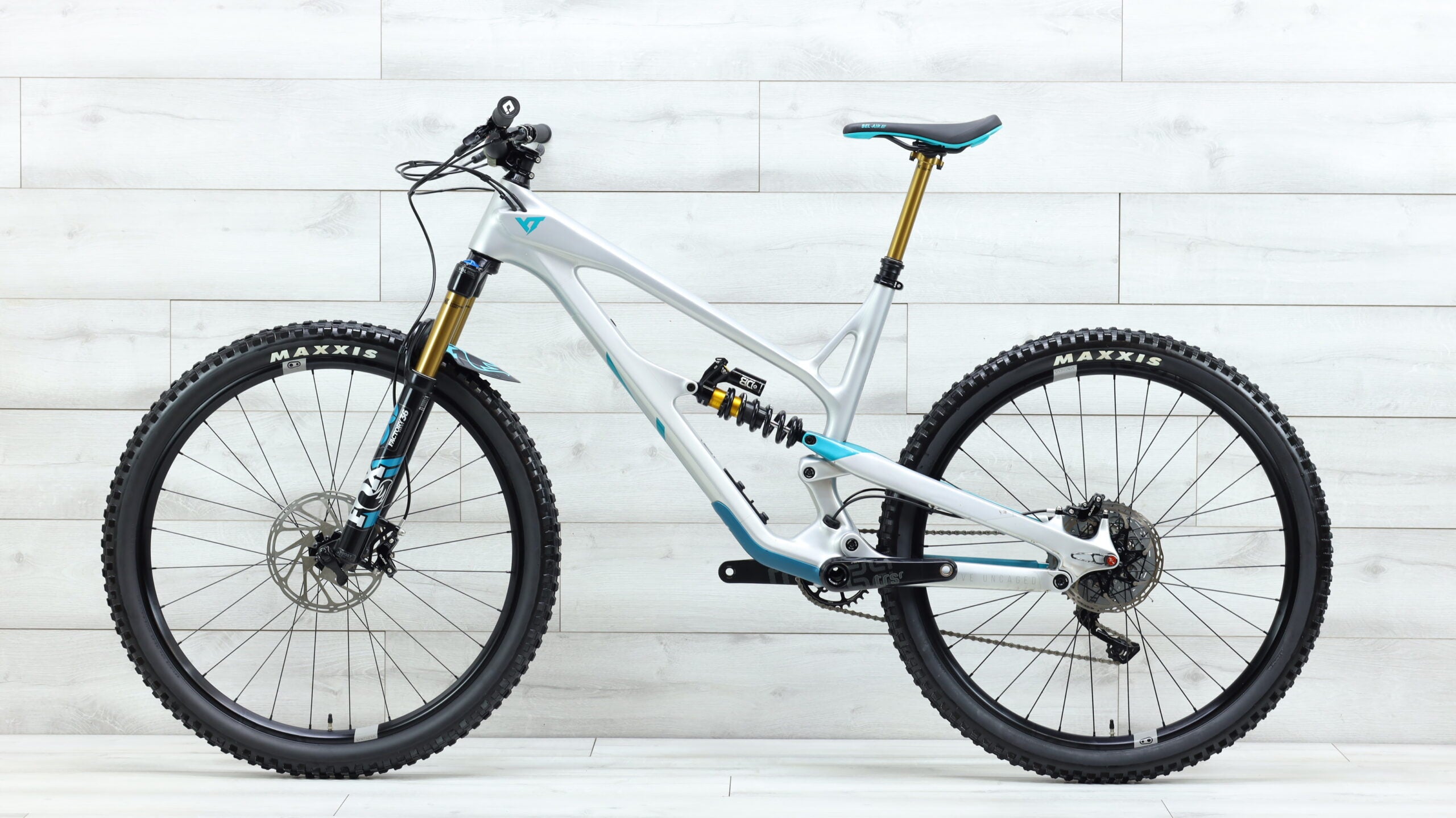 Race 2019 Jeffsy 27 Cf Pro Race 2019 YT Jeffsy 29 CF Pro Race