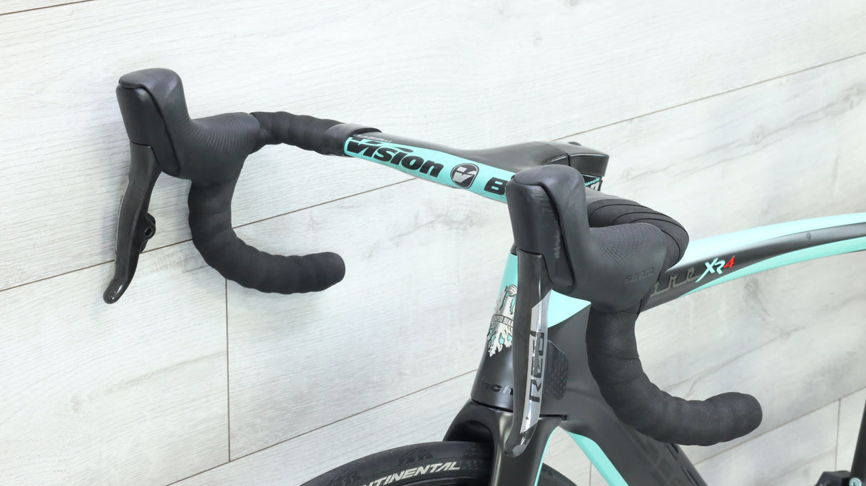 2020 Bianchi Oltre XR4 Red eTap AXS Road Bike - 50cm