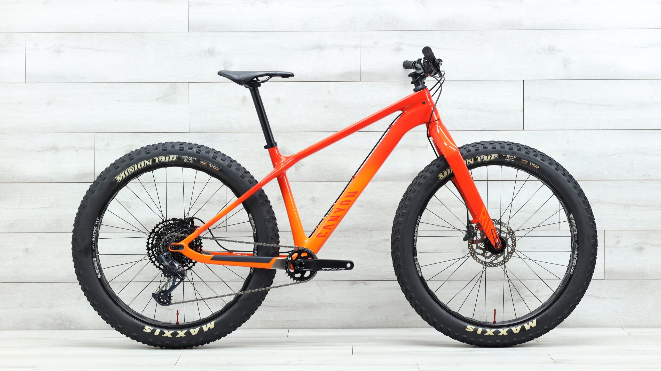 Gros vélo Canyon Dude CF 2022 Moyen