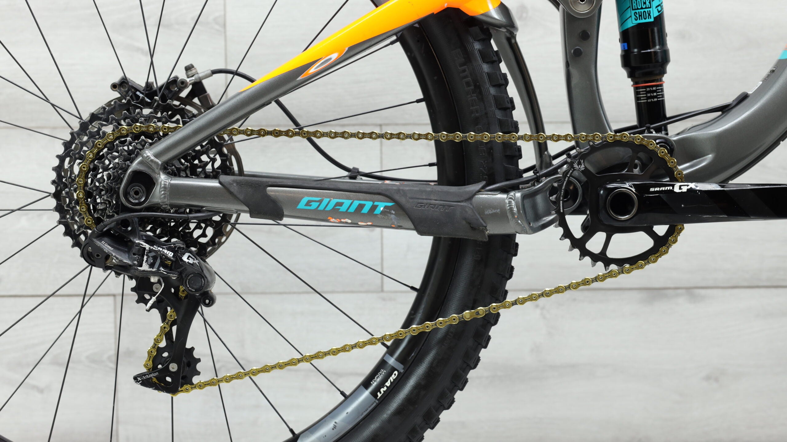 Bottom Bracket 2017 Giant Trance Review Giant Trance (2017) Review MBR