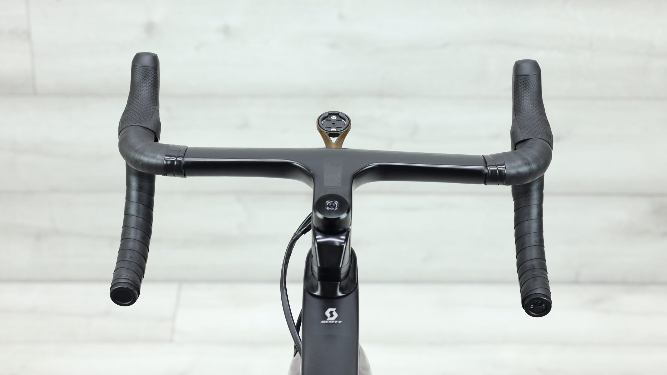 2020 Scott Foil Premium Road Bike 52cm - Main Image