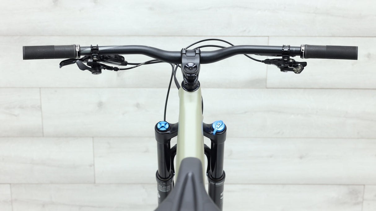 Bicicleta de montaña de carbono Specialized Stumpjumper Expert 2020 - Extragrande