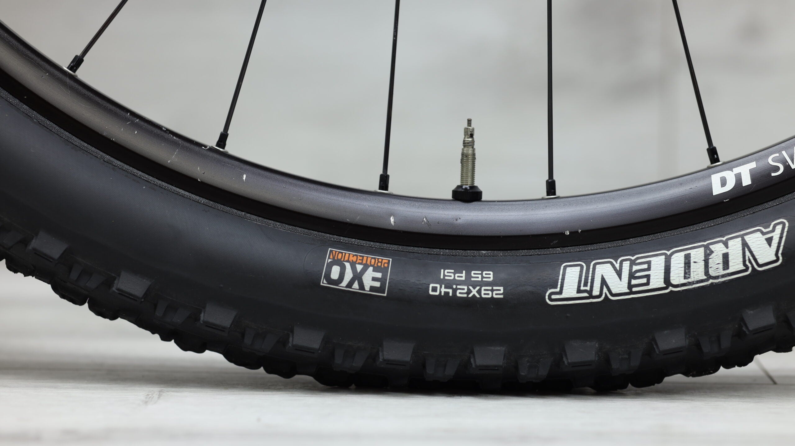 2017 Trek Fuel EX Mountain Bike Med/Large1