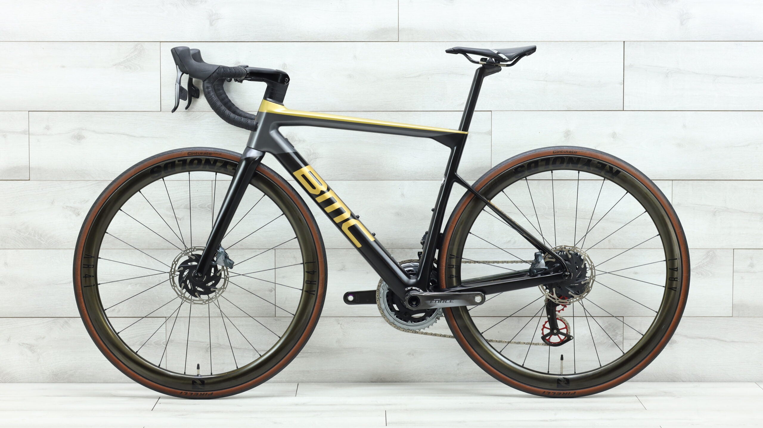 2020 BMC Teammachine SLR01 Disc MOD Road Bike