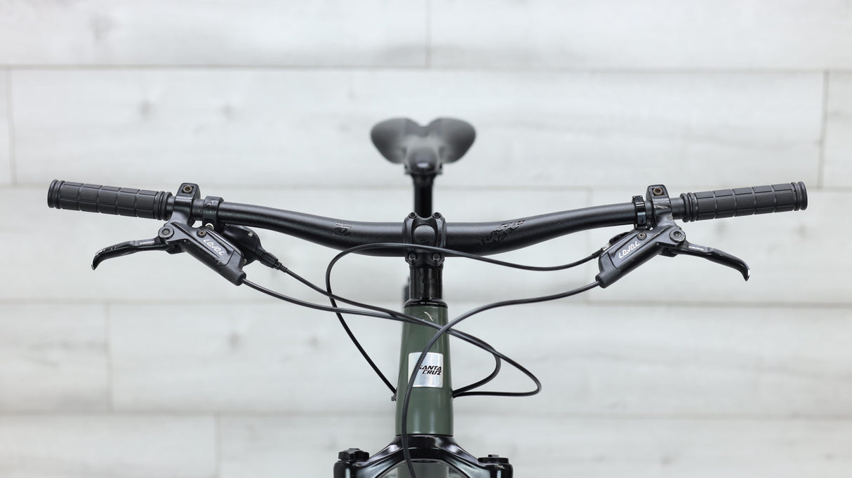 2020 Santa Cruz 5010 D  Mountain Bike - Medium