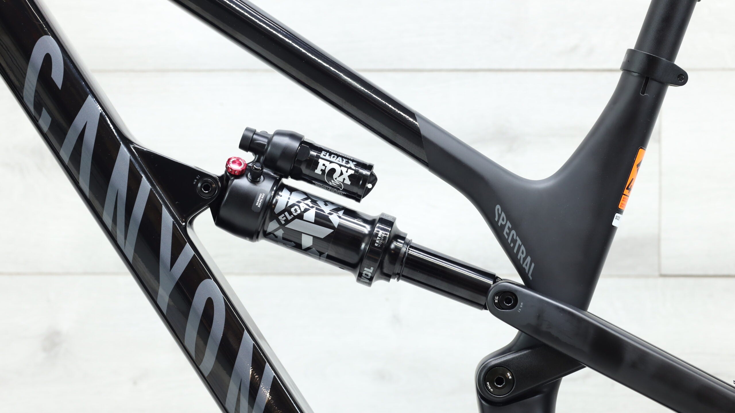 2023 Canyon Spectral CF Mountain Bike Medium - Main Image