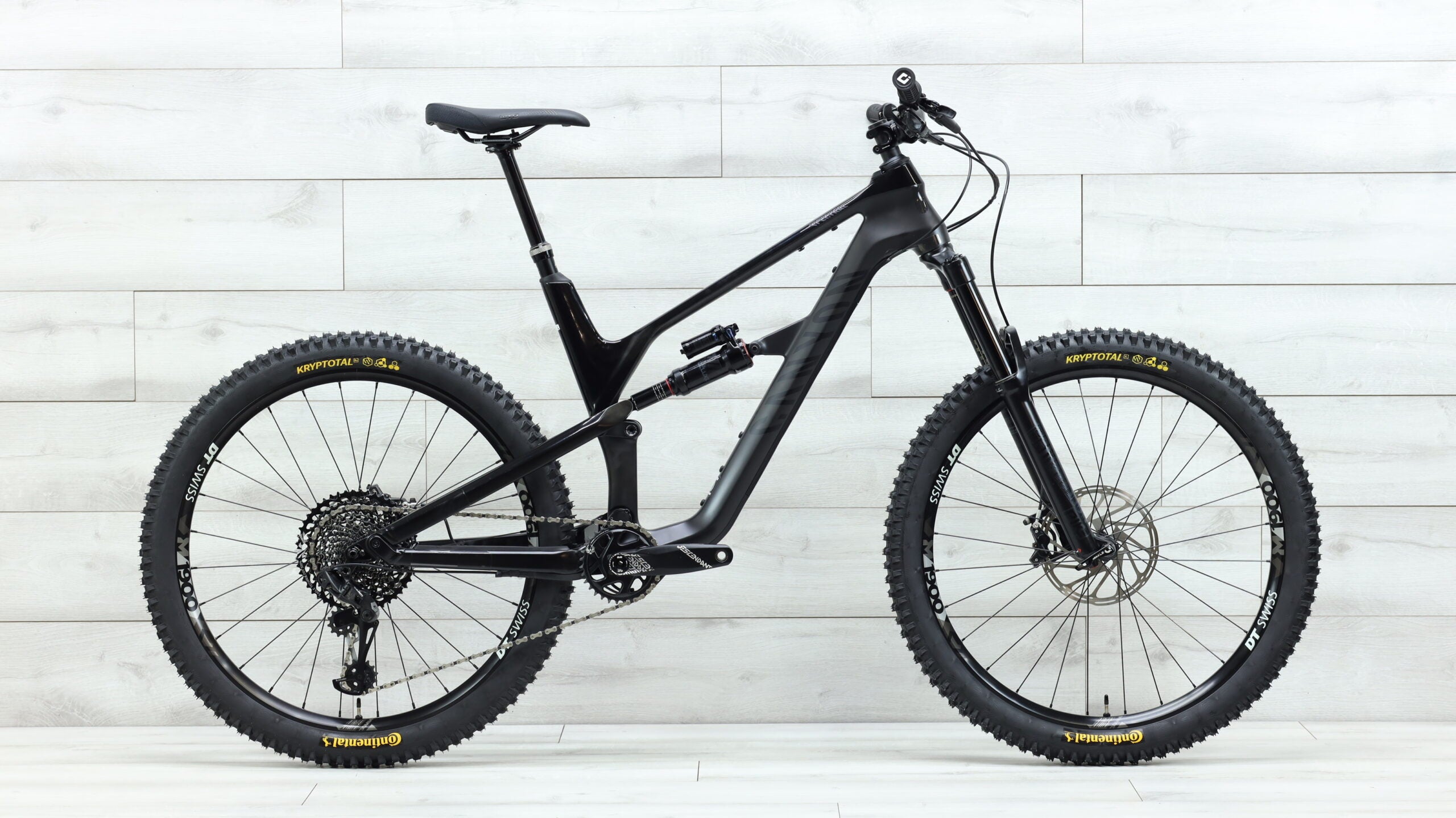 2019 Canyon Spectral CF 7.0 Mountain Bike