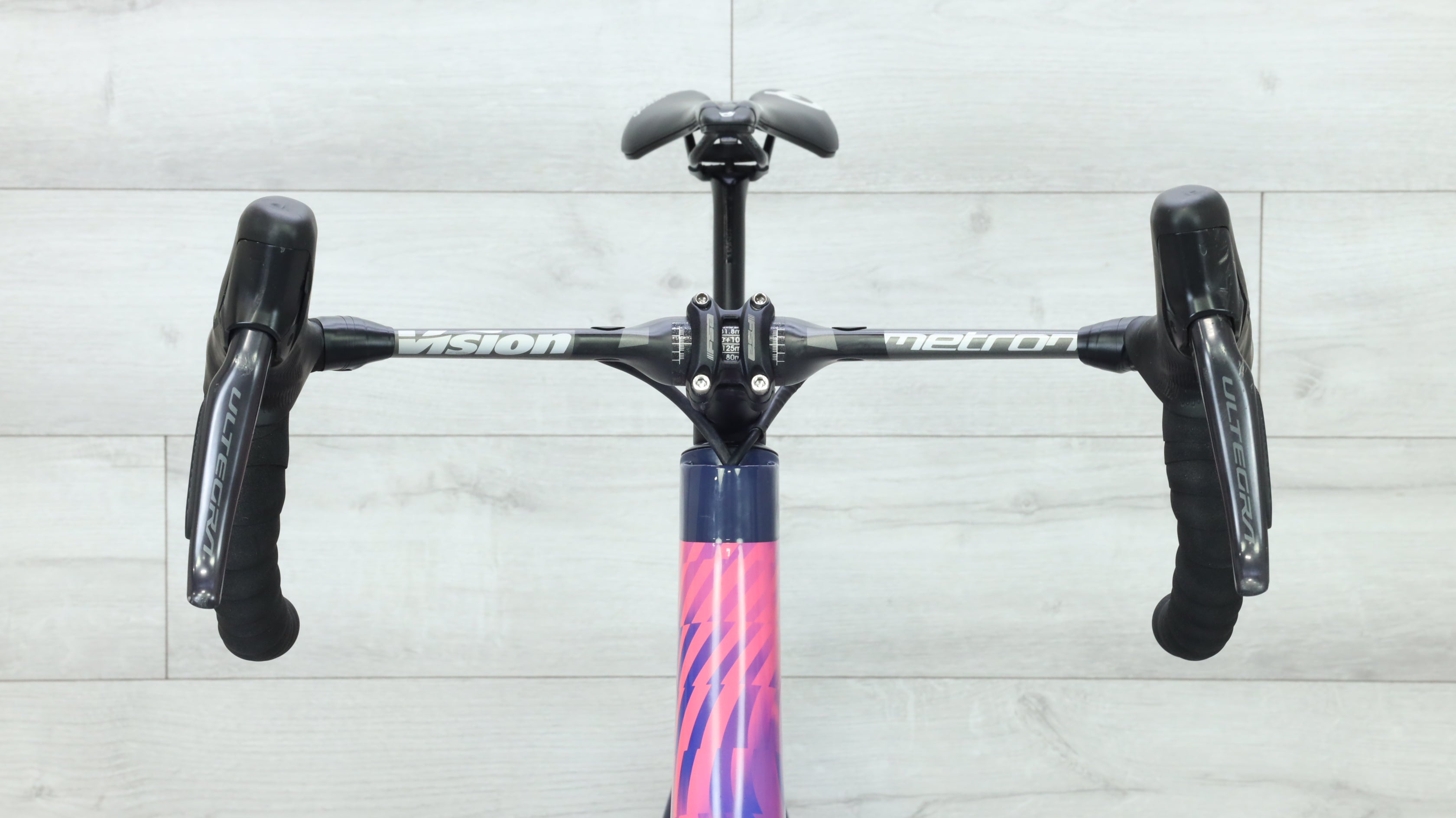 2021 Cannondale SuperSix EVO Hi-Mod Disc Di2 Road Bike - 58cm