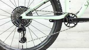 2020 Specialized Epic Expert Carbon EVO  Mountain Bike - Medium