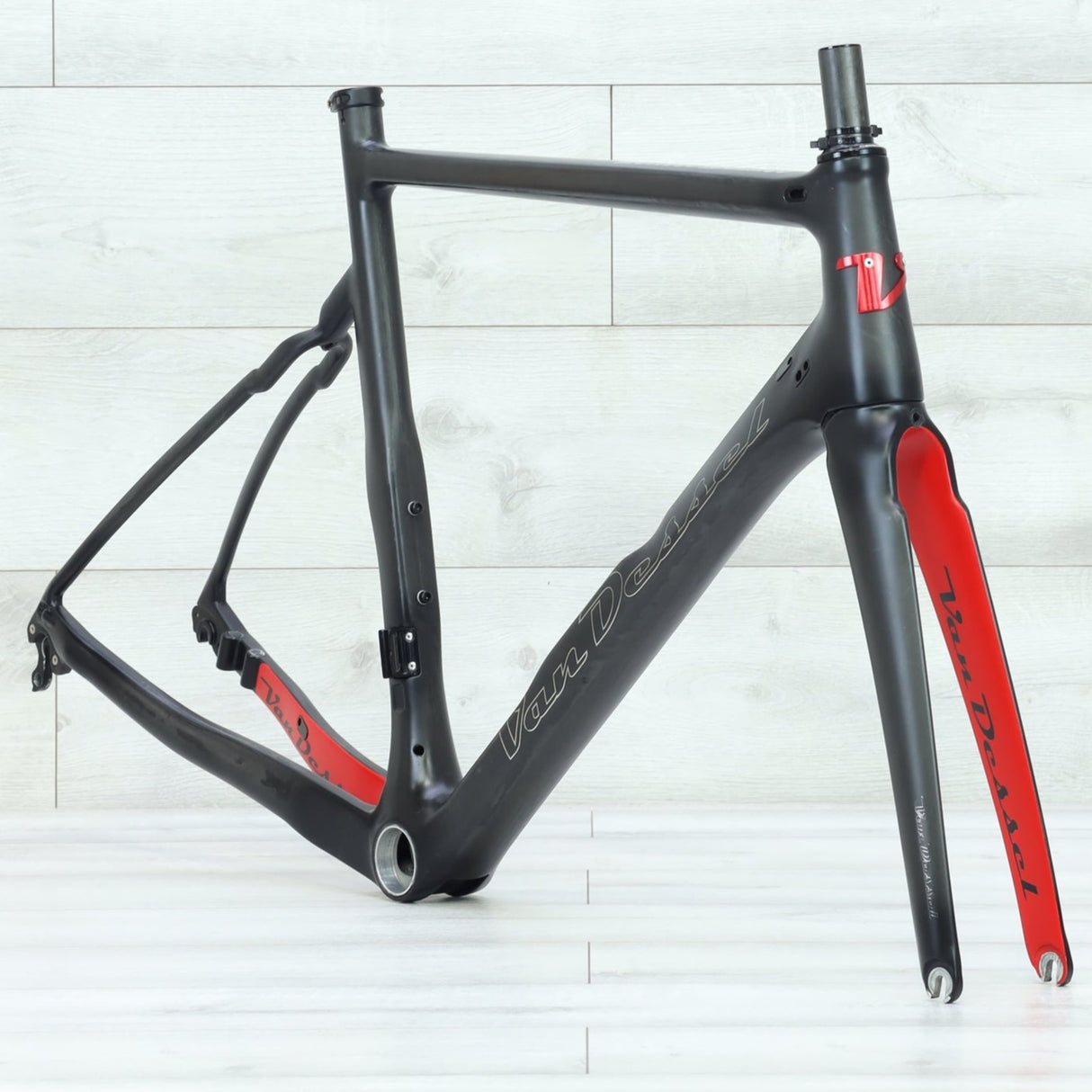 2018 Van Dessel Motivus Maximus Road Bike Frameset - 55cm