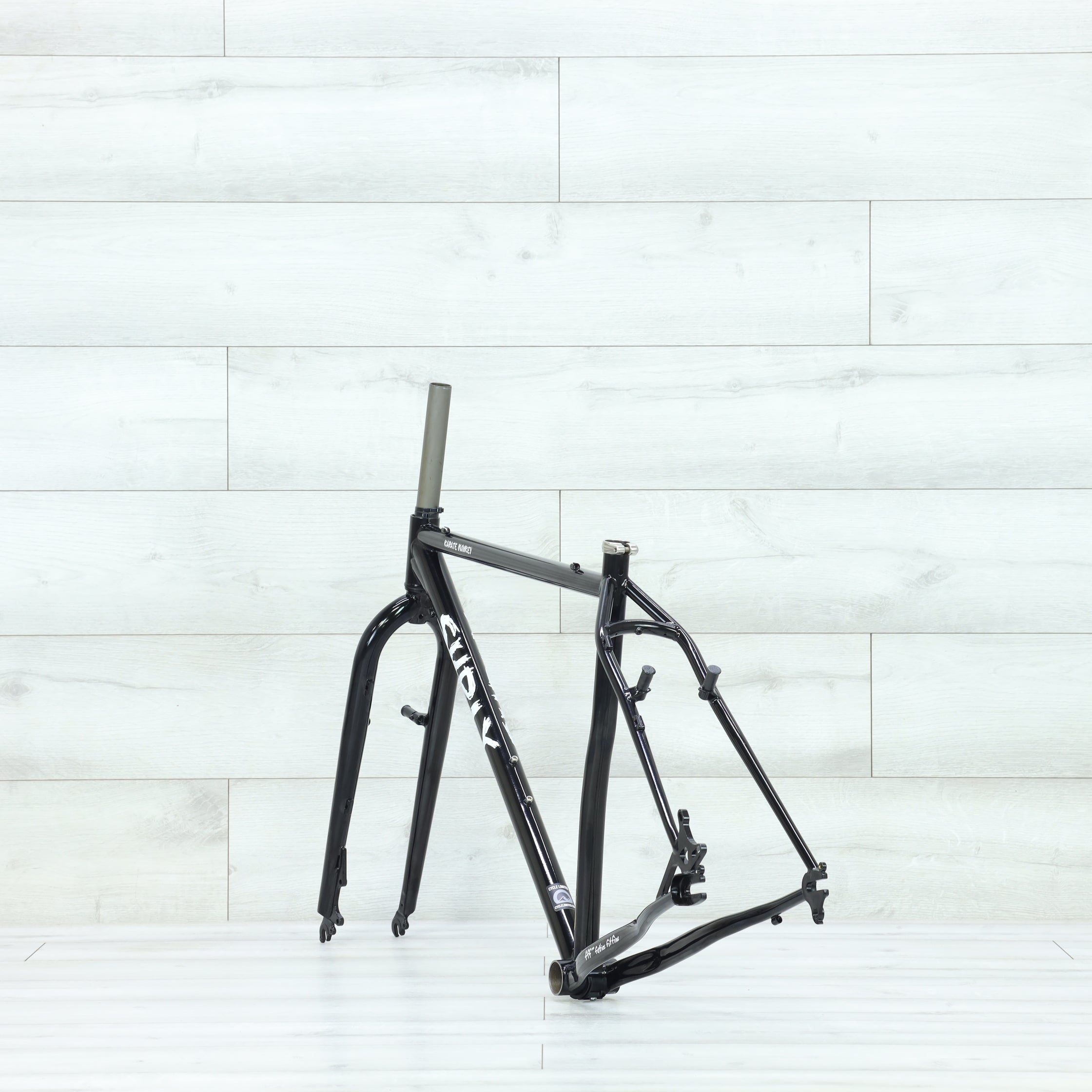 2008 Surly Karate Monkey Mountain Bike Frameset - Medium – Cycle
