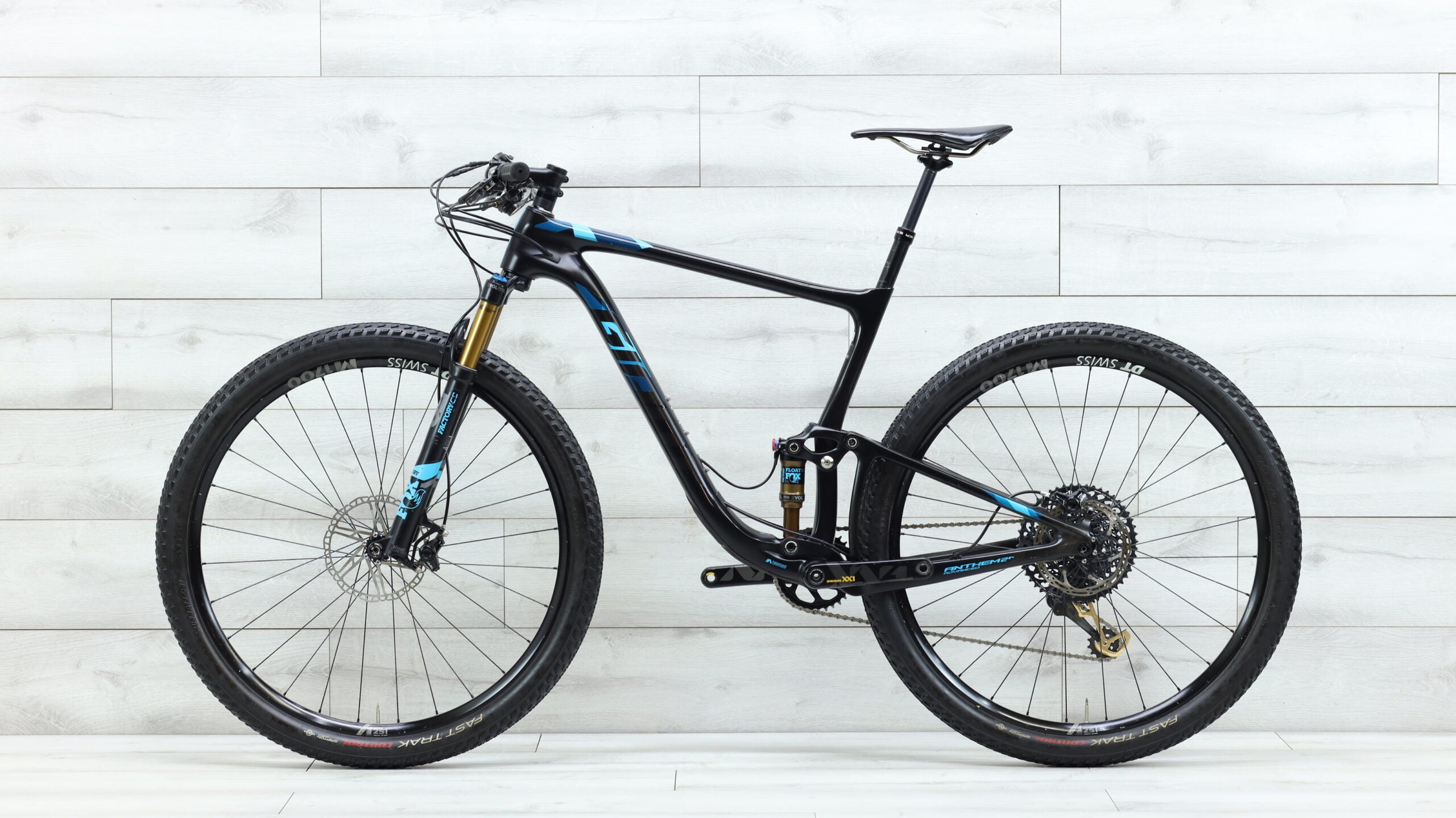 2018 Giant Anthem Advanced Pro 29 0 Mountain Bike 2018 Giant Anthem Advanced Pro 29 0 Mountain Bike
