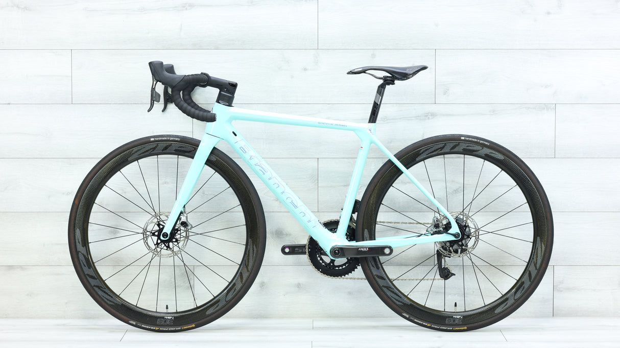 2023 Bianchi Specialissima Red eTap Road Bike - 50cm