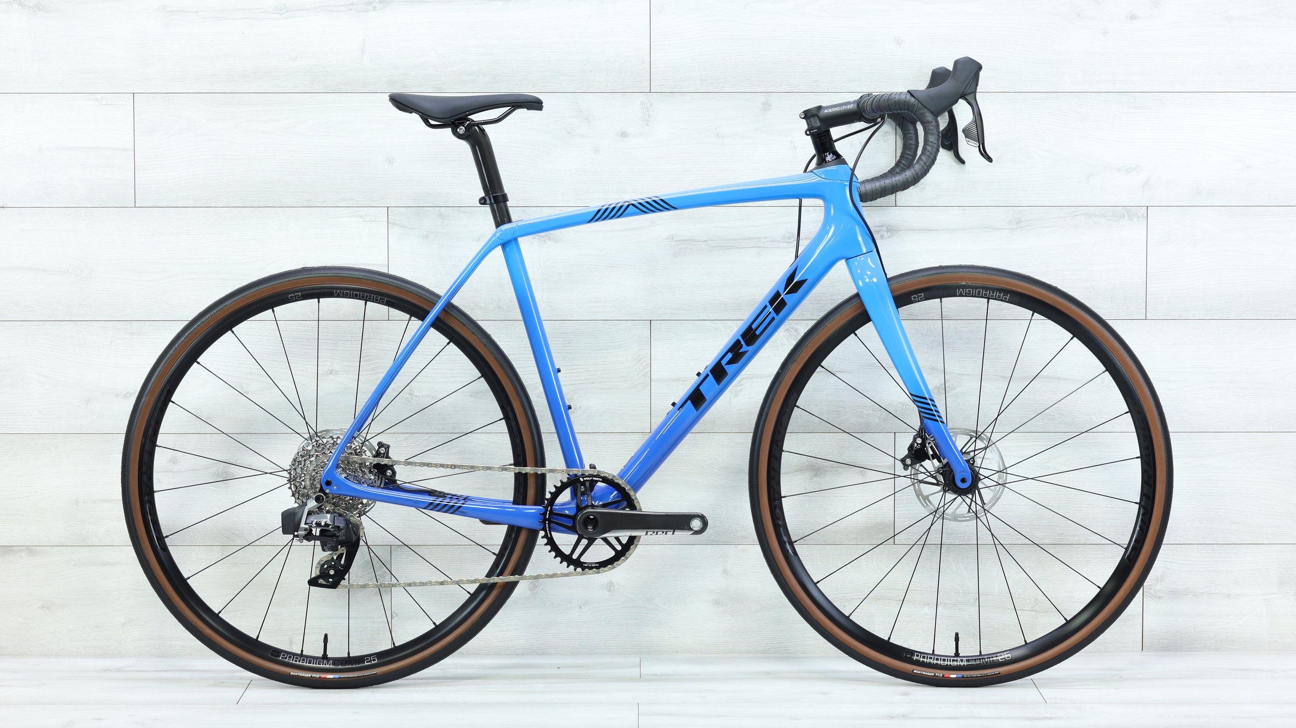 bontrager gravel bike Trek Boone 5 Disc AXS Gravel Bike