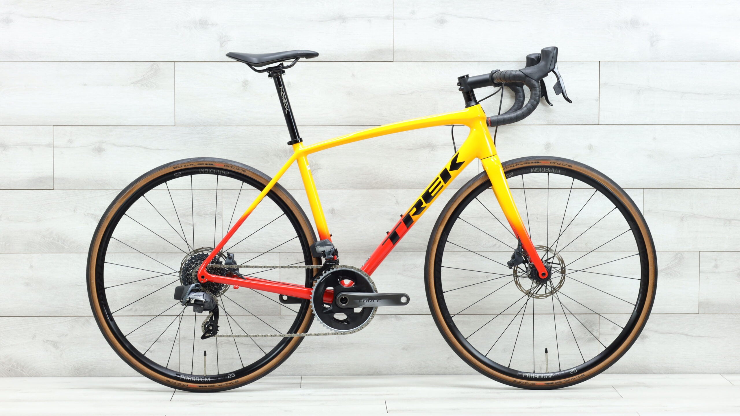 2022 Trek Emonda ALR Road Bike 54cm