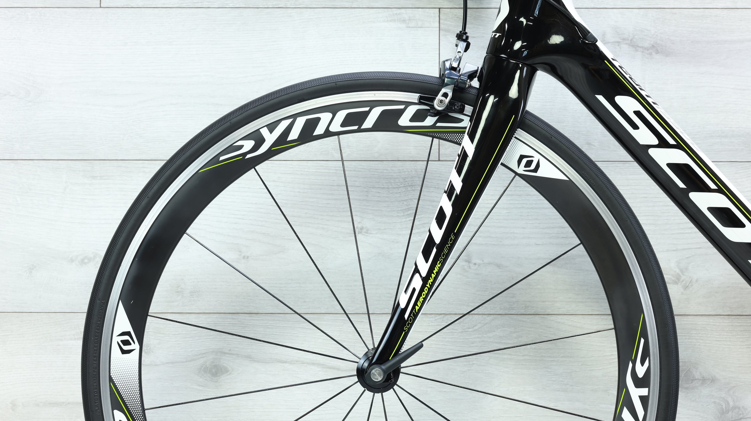 Scott Foil Team Issue Road Bike Scott Foil Team Issue Road Bike