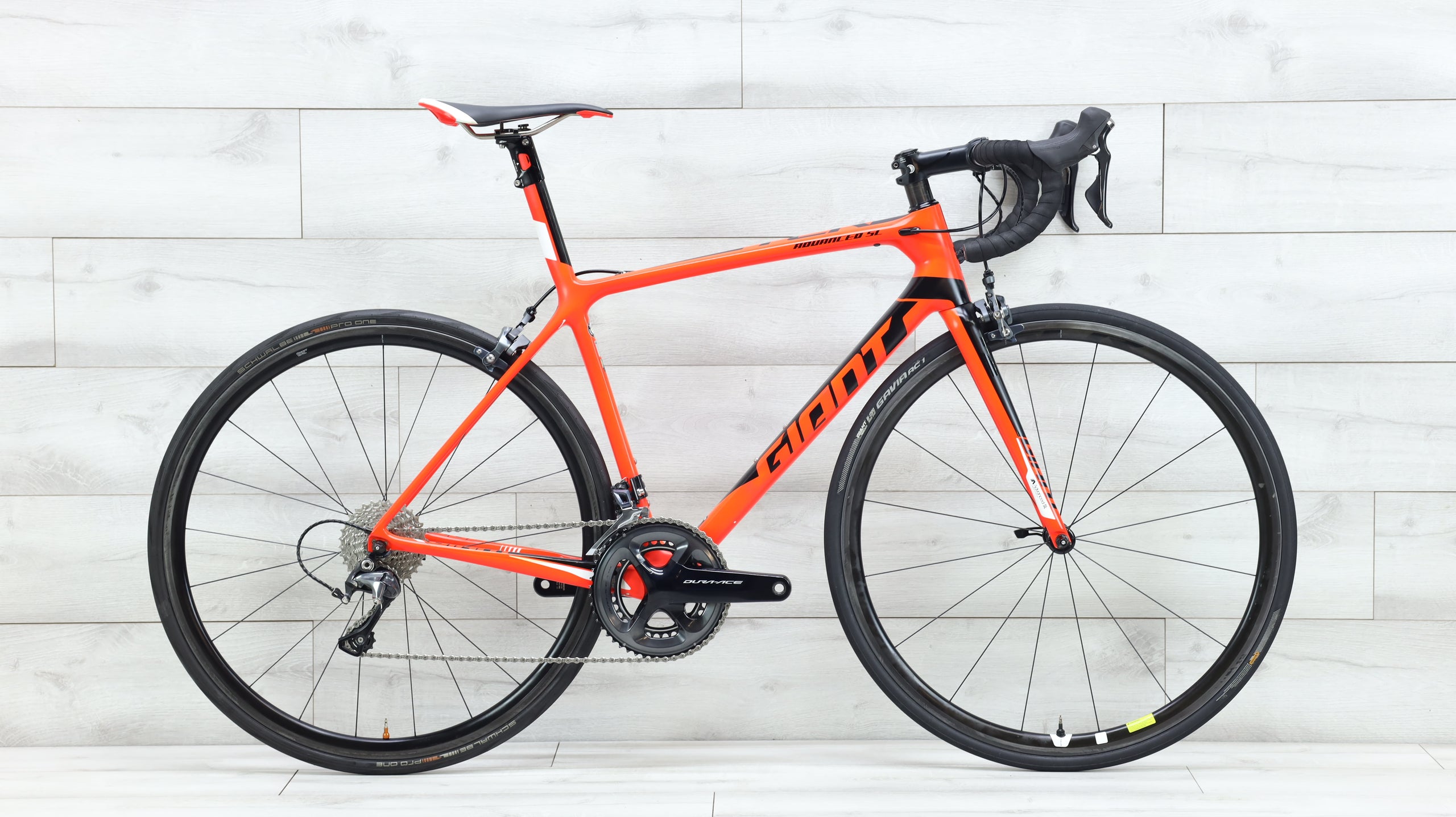 Giant TCR Advanced SL 2-KOM Road Bike 2017, Medium – Cycle Limited