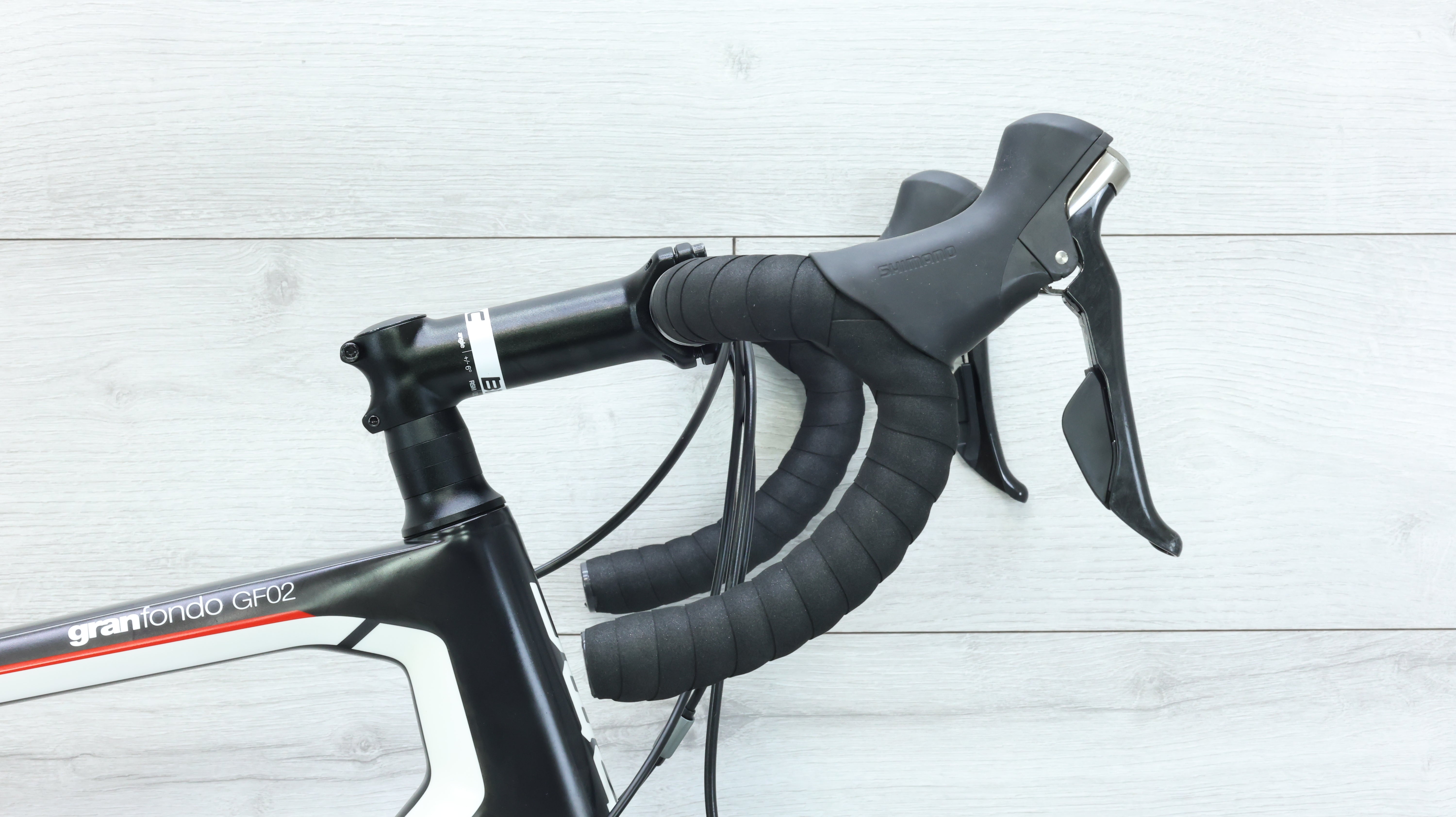 BMC GF02 CARBON(ビーエムシー ジーエフ02 カーボン)105 2015