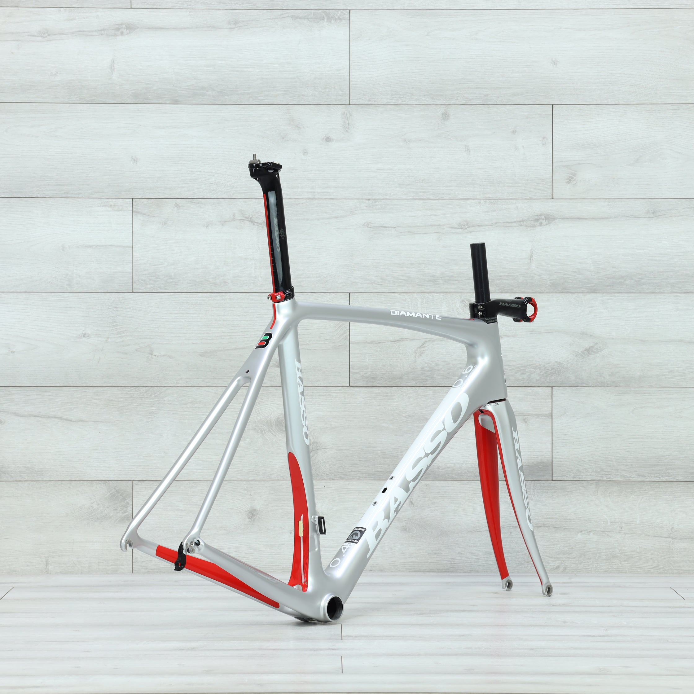 Frame Basso Diamante Geometrie Geometry Details: Basso Diamante SV