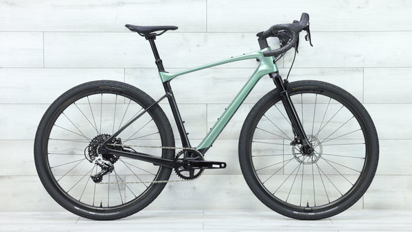 Giant revolt advanced fashion gravel bike