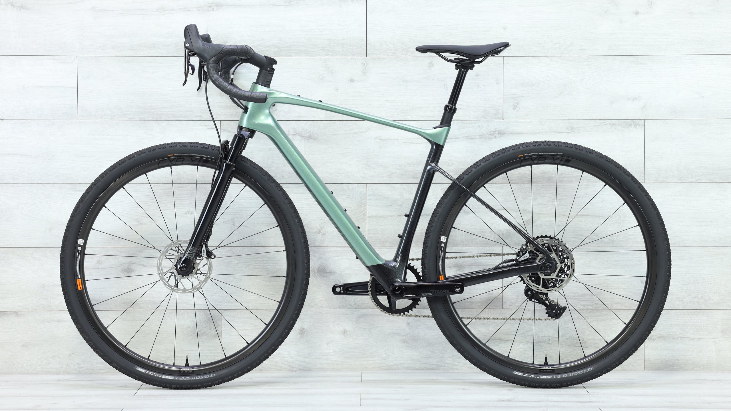 Gravel Bike Giant Electric Bikes Ireland 2023 Giant Revolt X