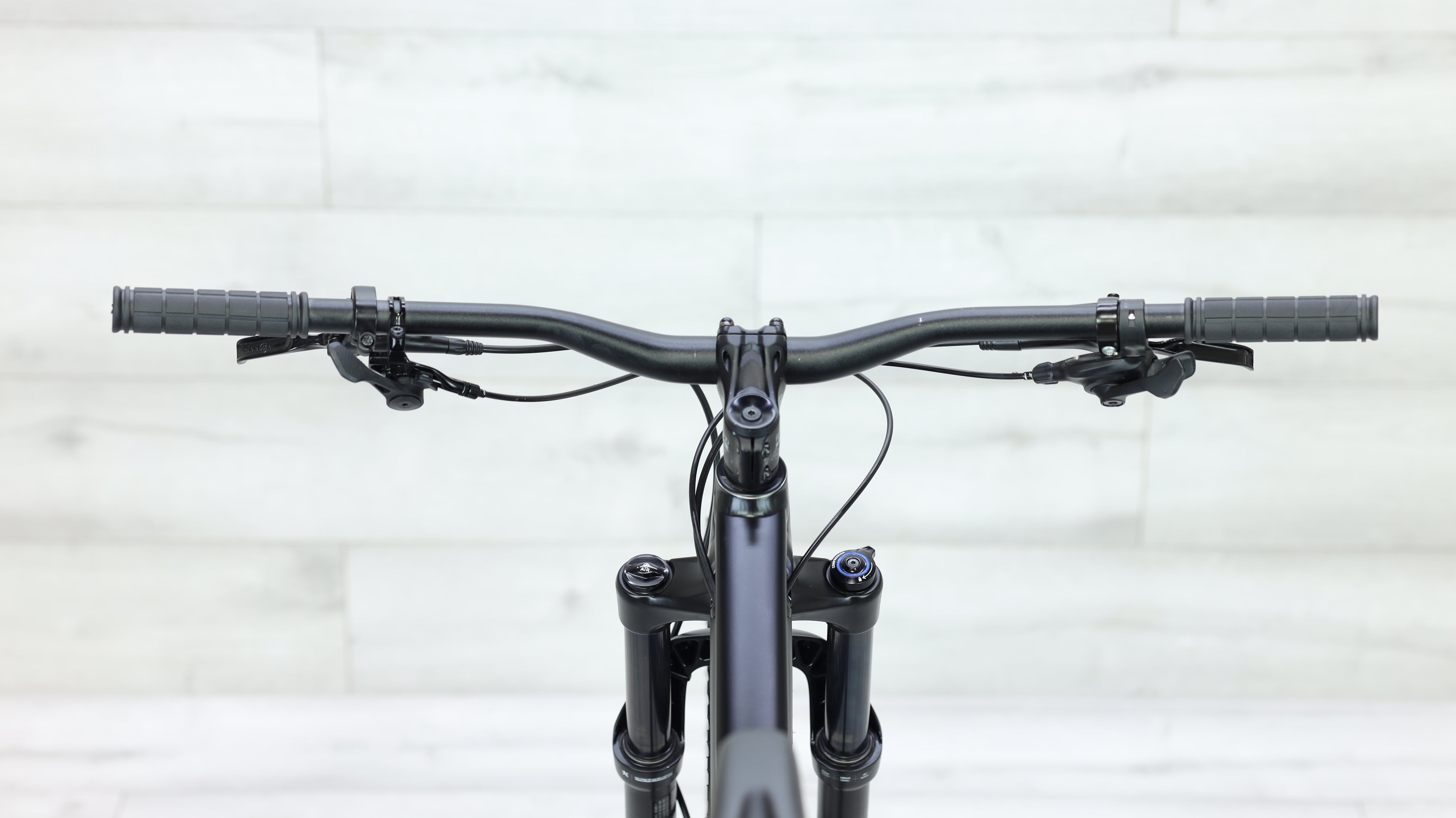 2020 Specialized Stumpjumper 29 Mountain Bike - Medium – Cycle Limited 2020 Specialized Stumpjumper 29 Mountain Bike - Medium – Cycle Limited