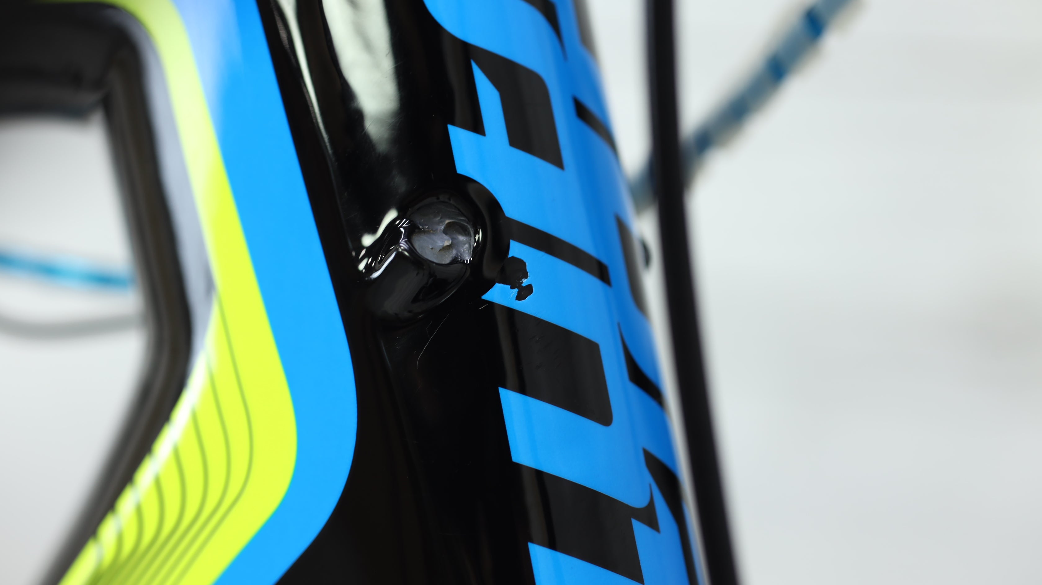 Giant TCR Advanced SL 1 Road Bike - 2015, Med/Large – Cycle Giant TCR Advanced SL 1 Road Bike - 2015, Med/Large – Cycle