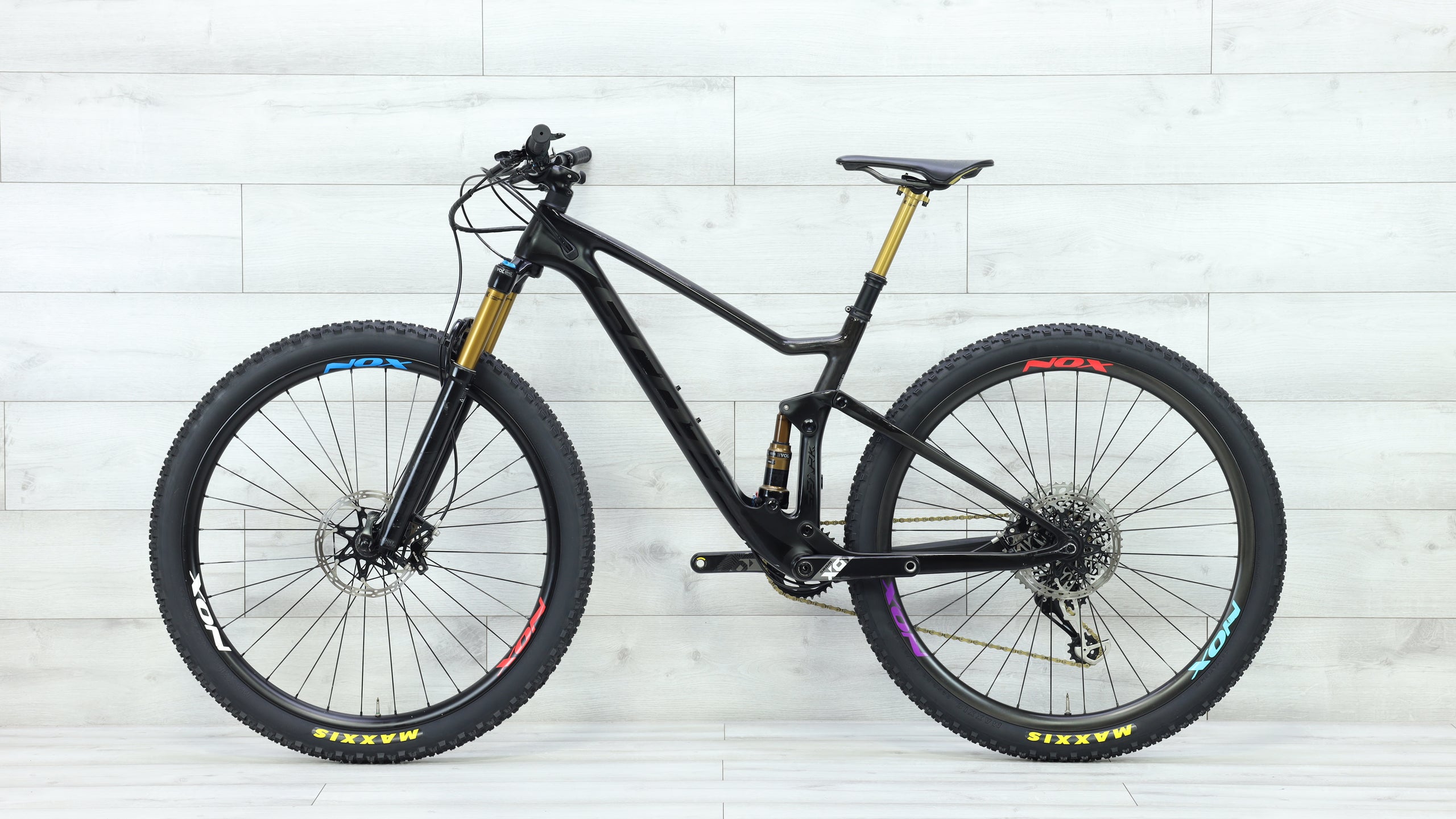2018 Scott Spark Ultimate Mountain Bike