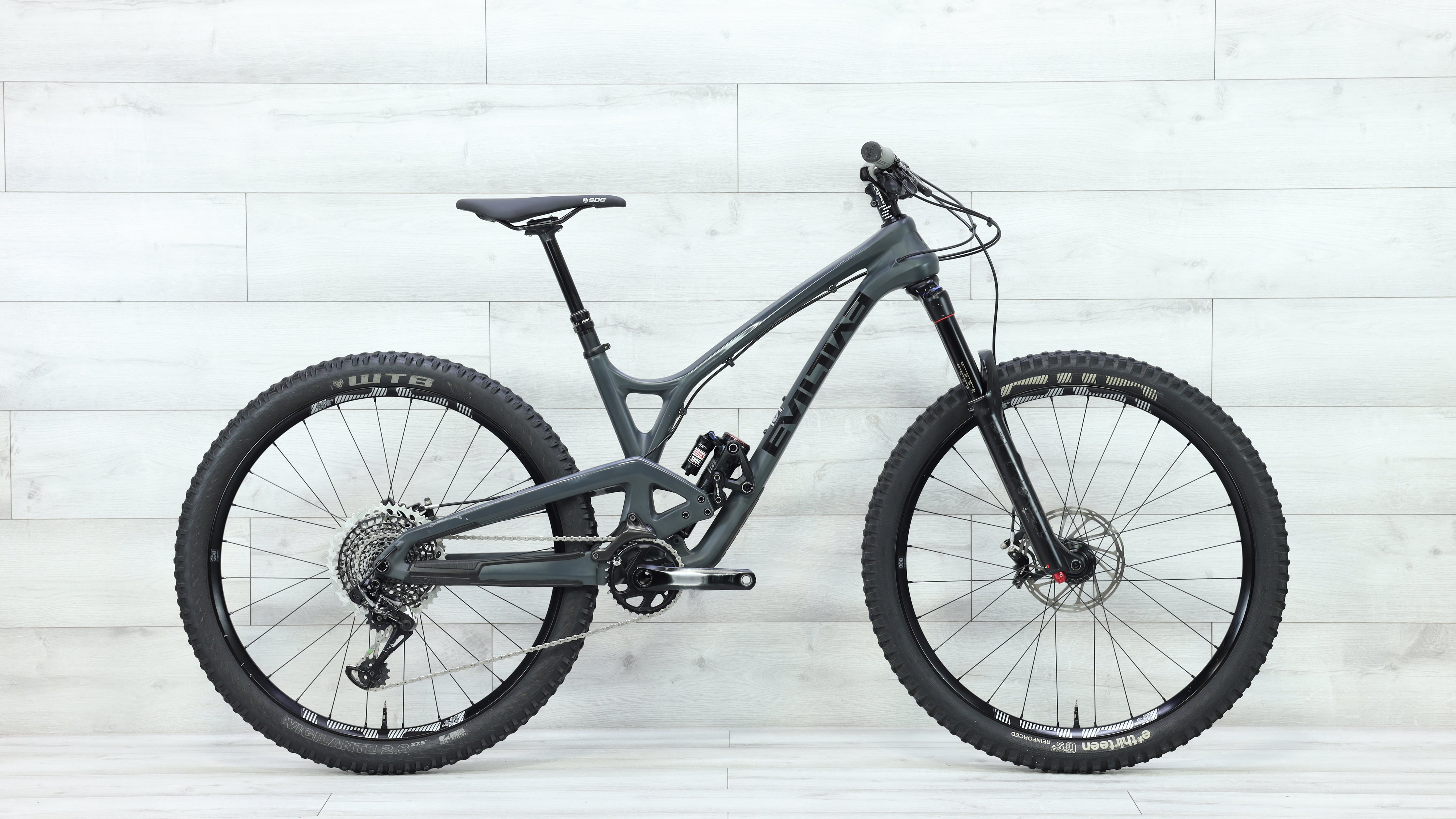 人気の春夏 Bike Mountain X01 Calling Evil - Limited Cycle – Small 2018, 自転車本体