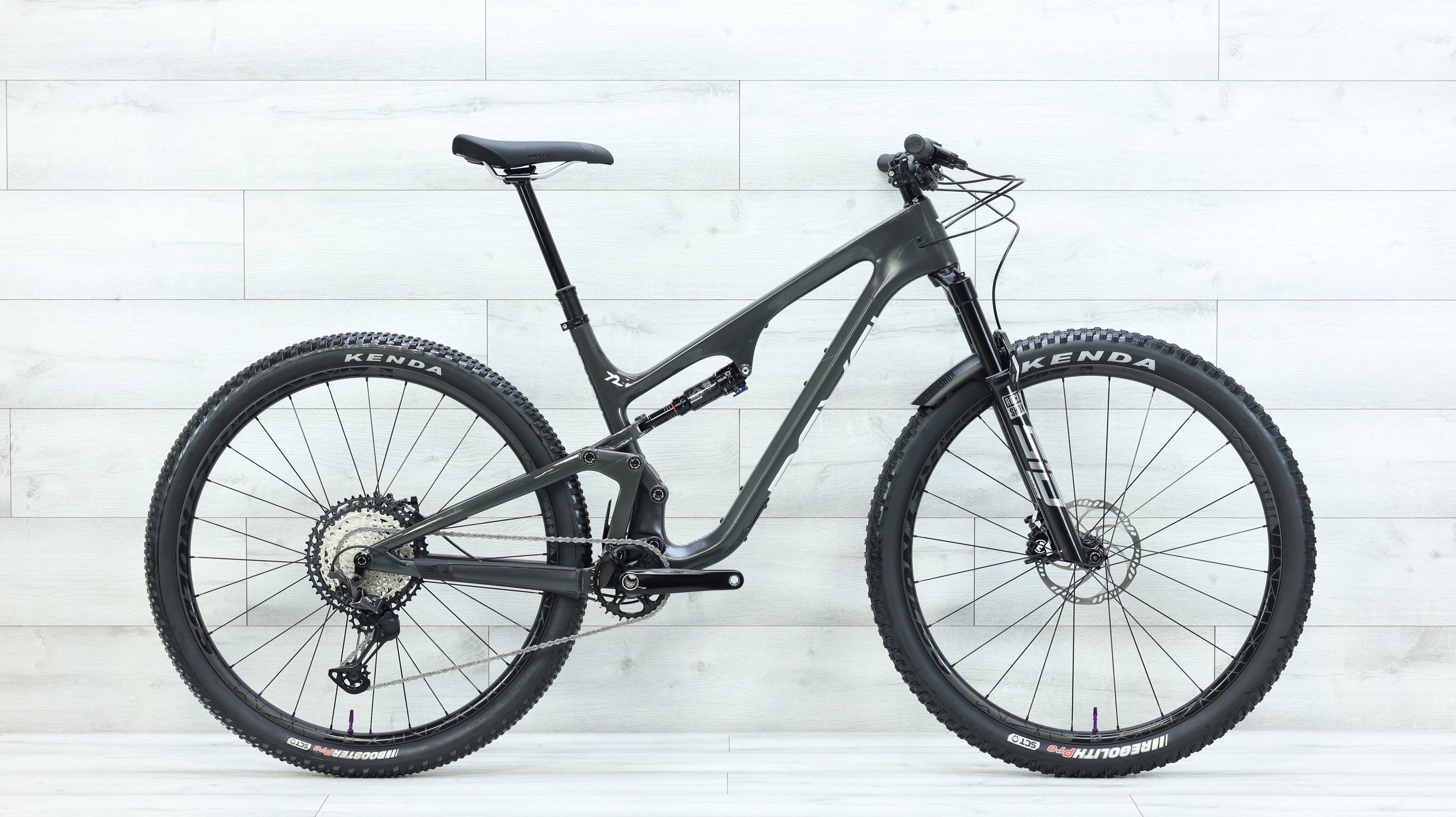 2022 Revel Ranger XT Mountain Bike Large