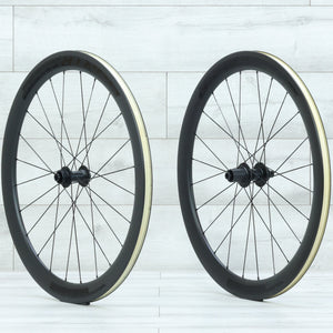 Bontrager Aeolus Elite 50 TLR Carbon Center Lock Disc Wheelset