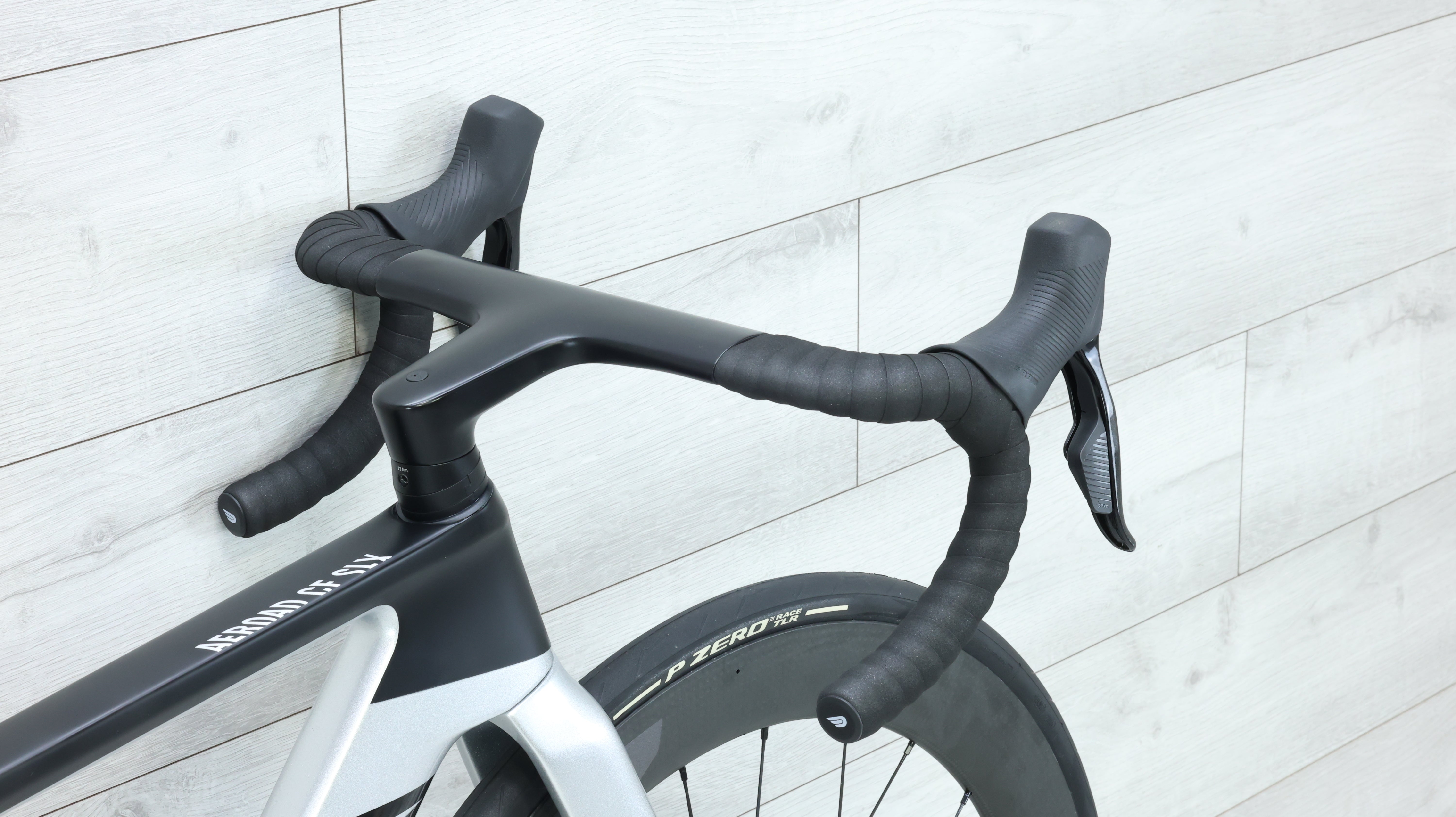 Aeroad CF SLX 8 AXS | CANYON EC