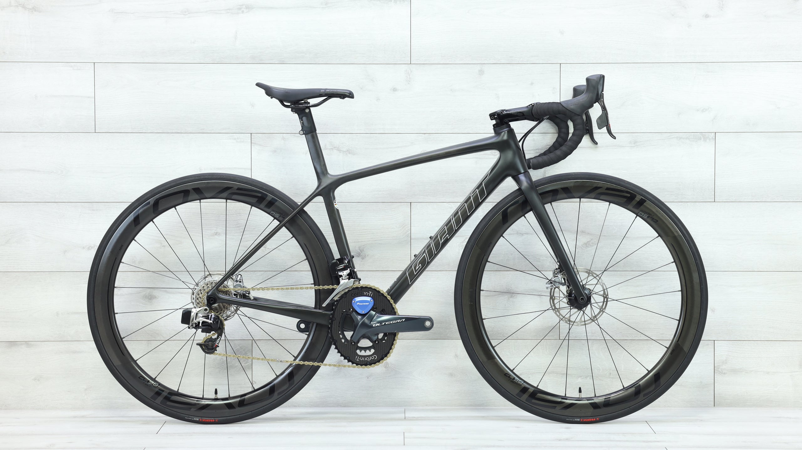 2021 Giant TCR Advanced SL Disc Road Bike
