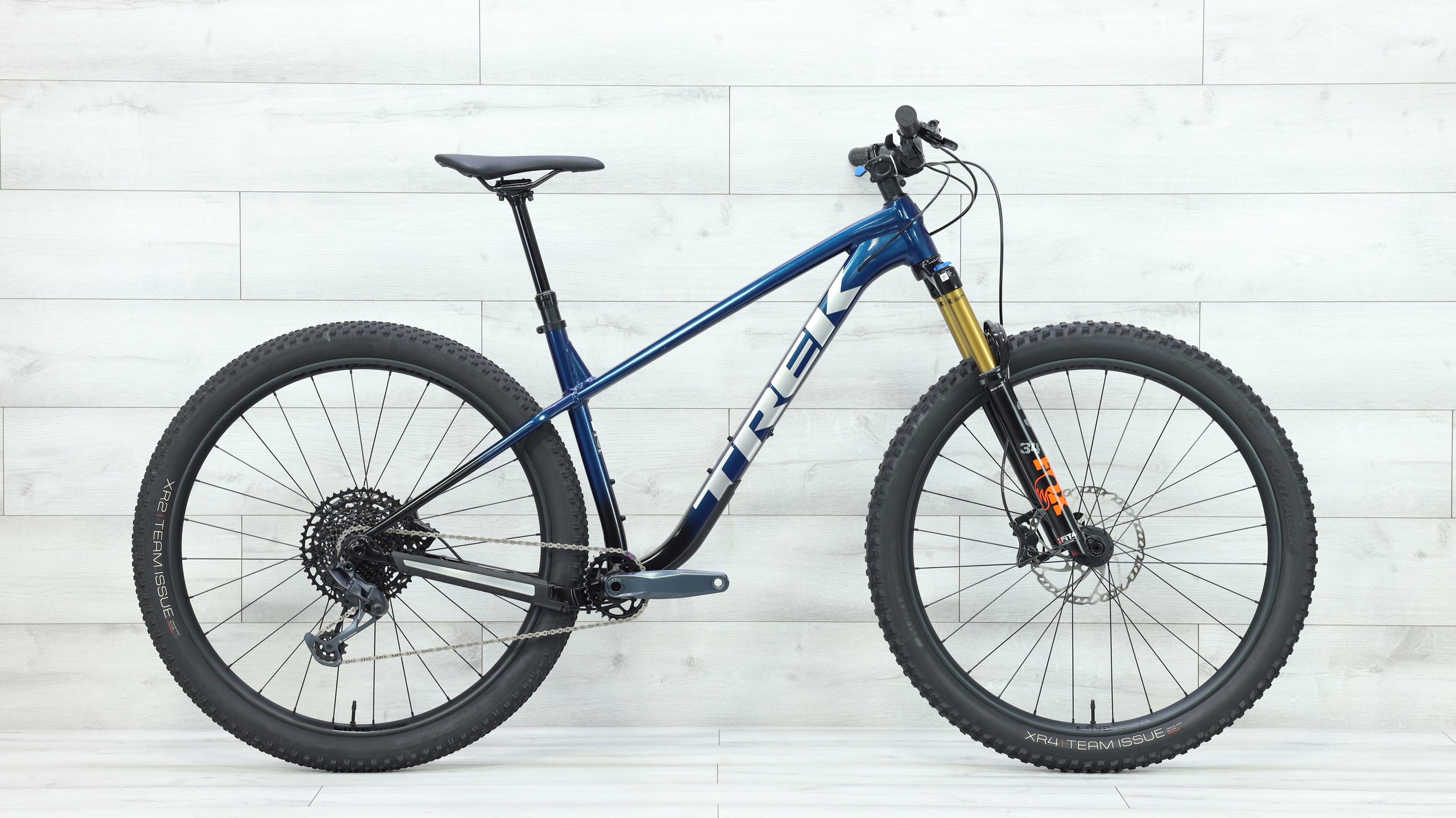 2023 Trek Roscoe Mountain Bike Large - Main Image