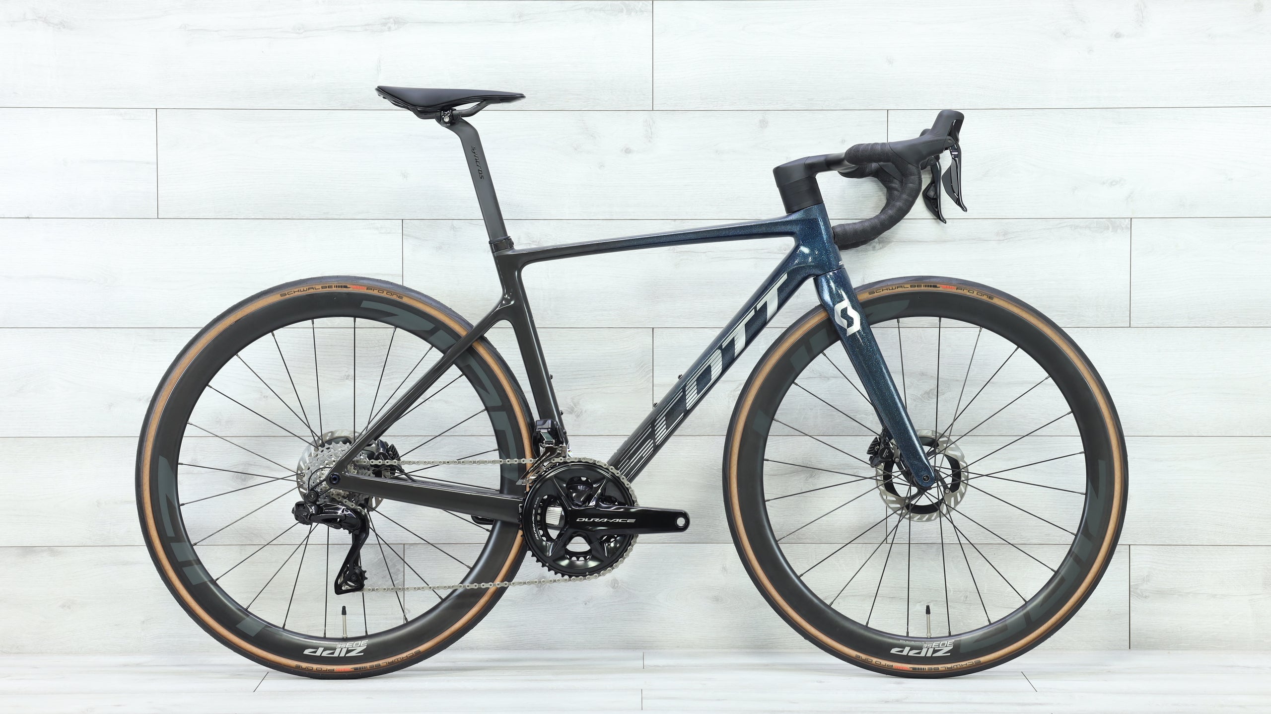 2023 Scott Addict RC Pro Road Bike