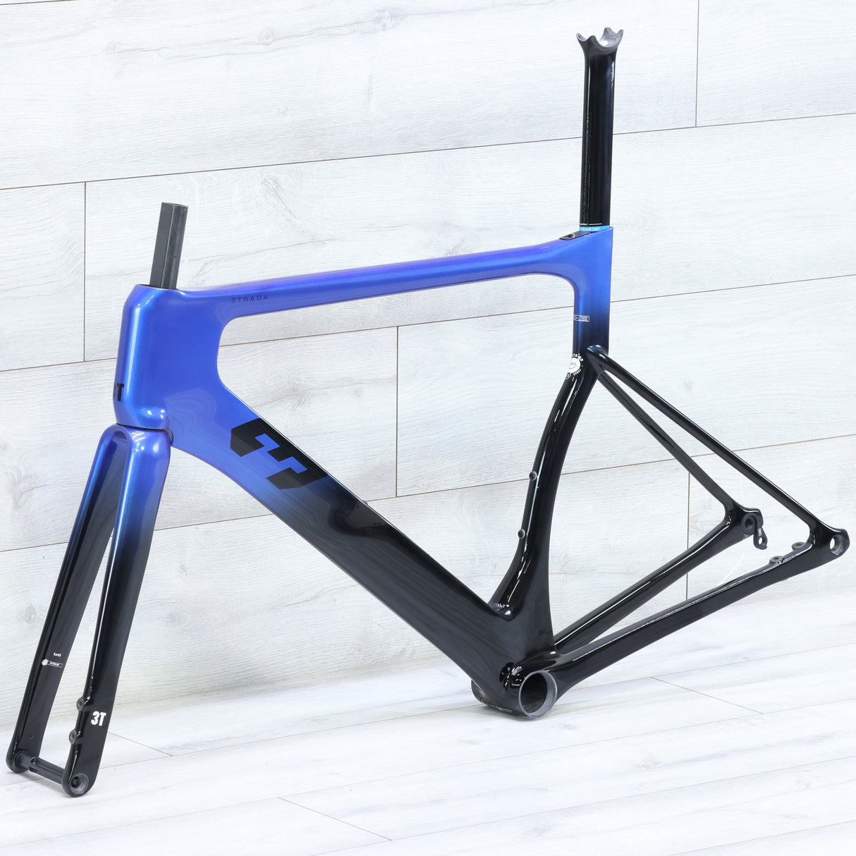 3T Strada 1x Disc Brake Aero Road Bike Frameset 700c Navy/Black