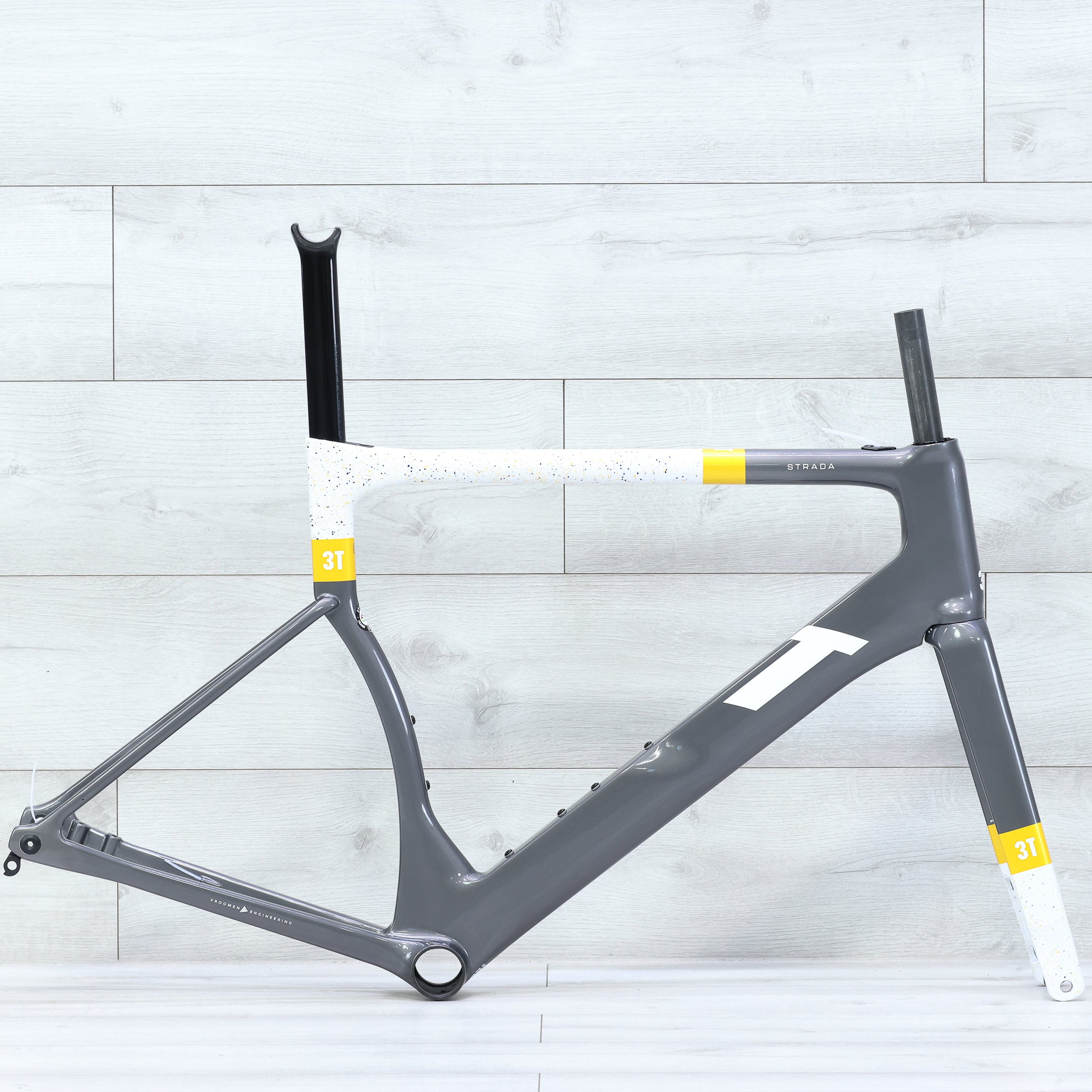 3T Strada 1x Disc Brake Aero Road Bike Frameset 700c Grey/Gold