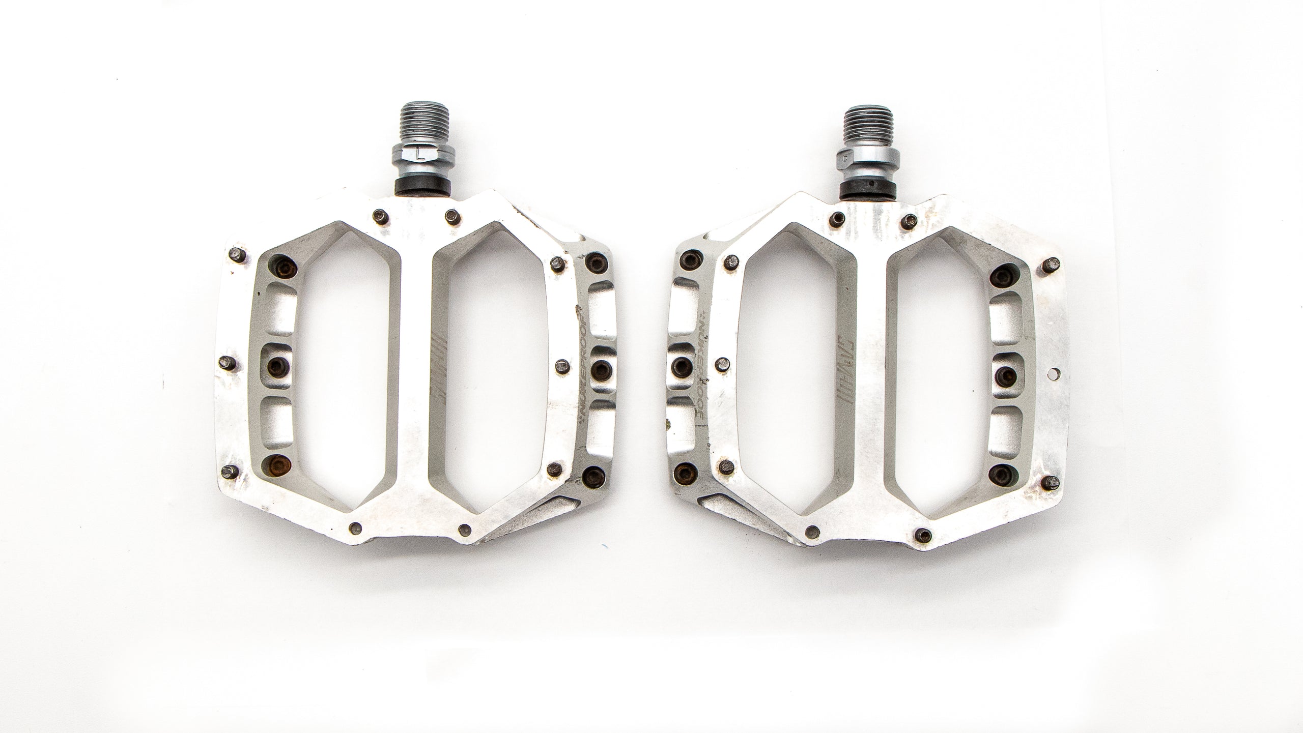 nukeproof horizon pro sam hill enduro pedals NukeProof Horizon Pro Sam Hill Enduro Flat MTB Pedal Silver 416g